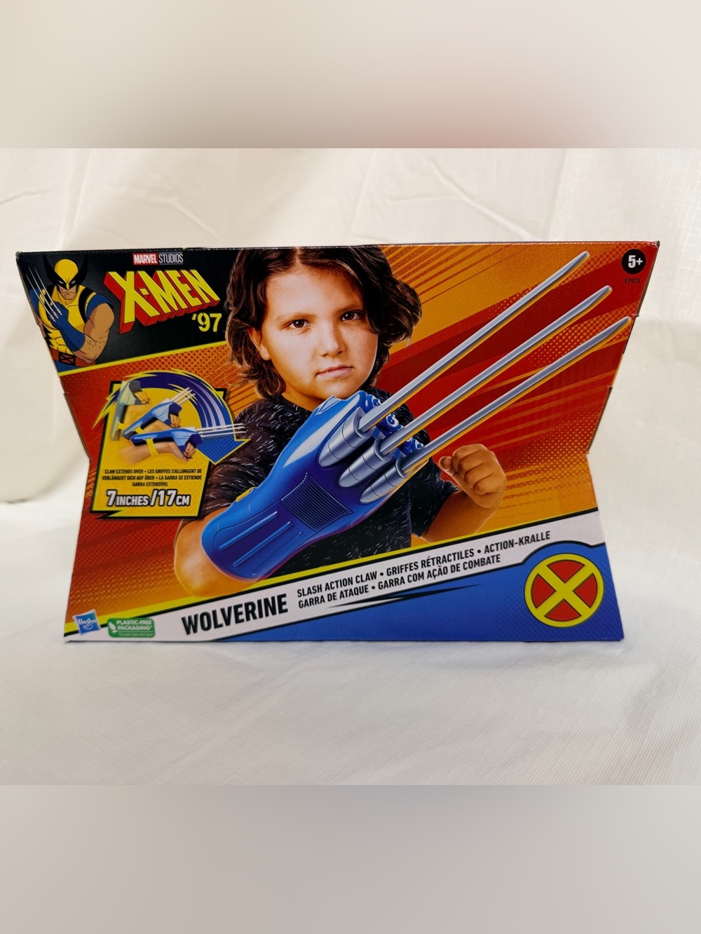 Hasbro Wolverine Blue and Silver Retractable Claw Toy